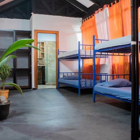Jaco Inn Экстерьер фото