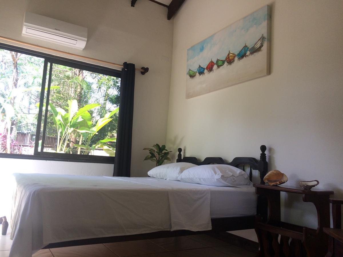 Jaco Inn Экстерьер фото